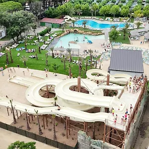 4* Camping El Delfin -